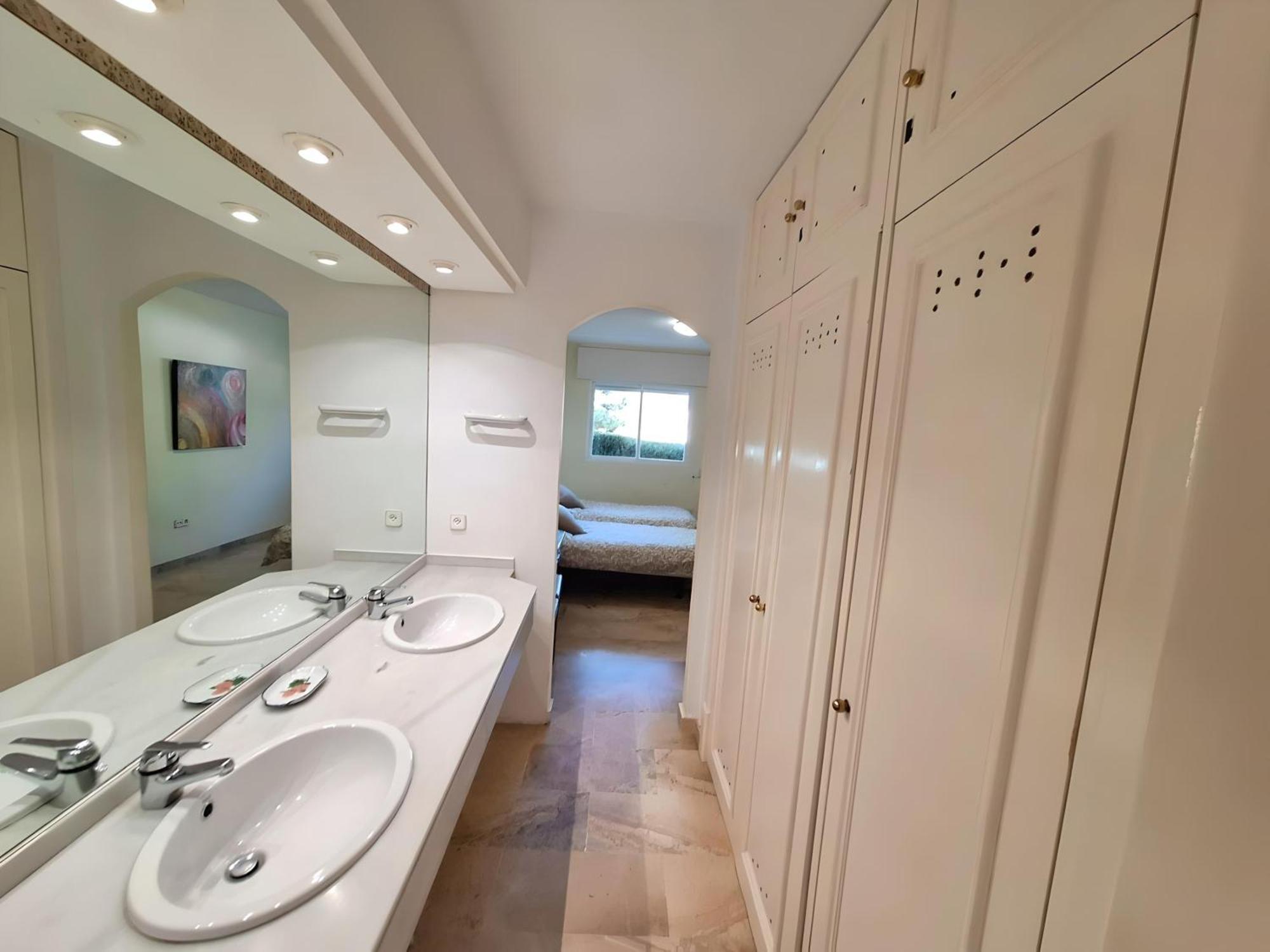 Gorgeous 2Br Apt. W/ Mountain View Puerto Banus Marbella Exterior photo