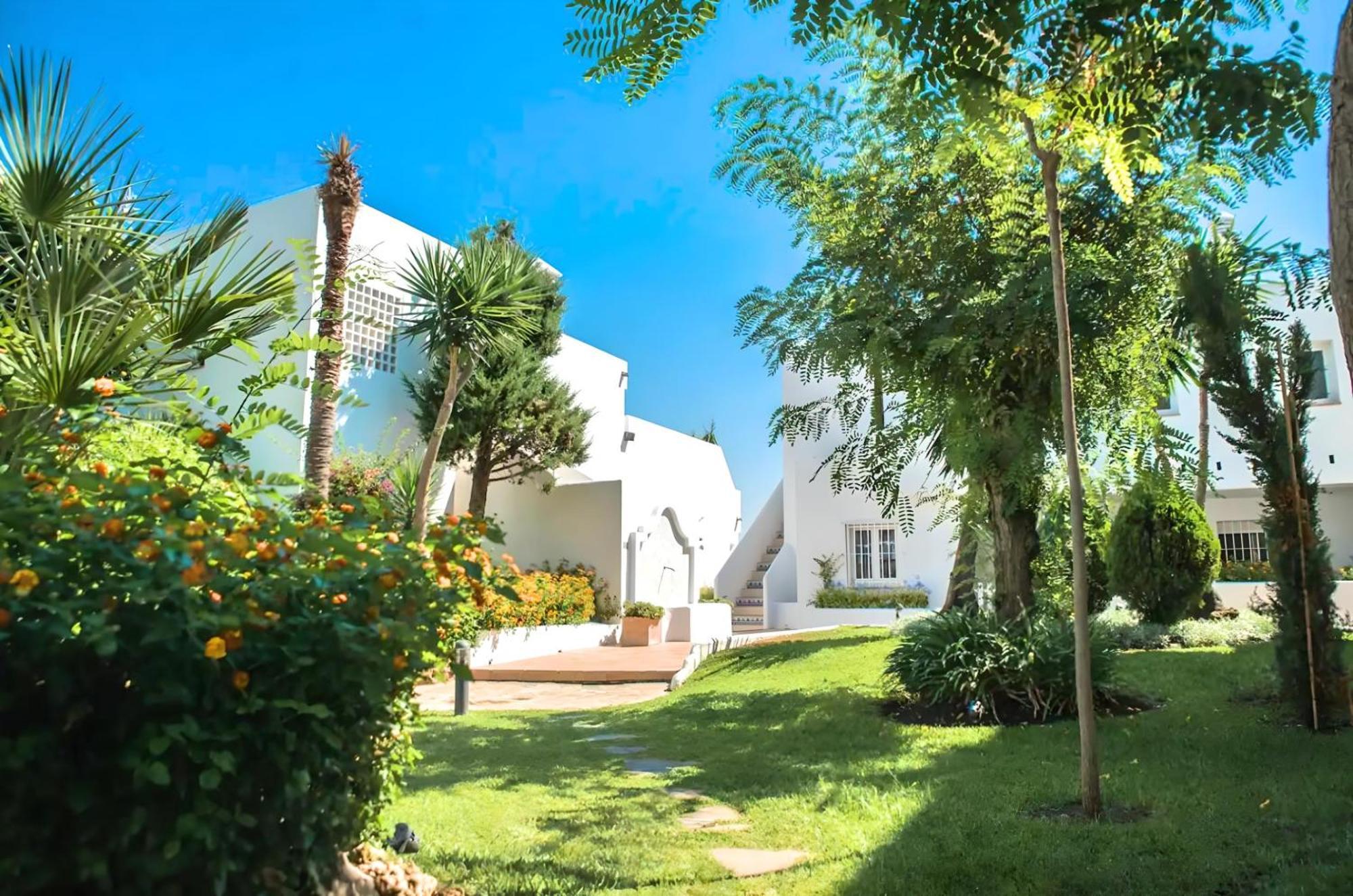 Gorgeous 2Br Apt. W/ Mountain View Puerto Banus Marbella Exterior photo